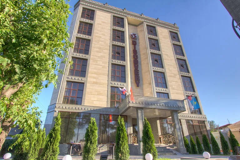 Discovery Hotel